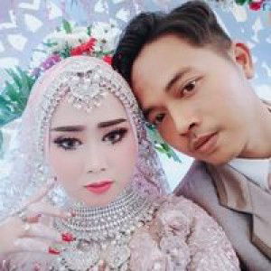 Intan Ade Ekawul profile icon