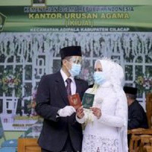 Eka Apriliani profile icon