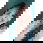 Nicole Lo profile icon