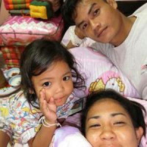 Tom Santichai profile icon