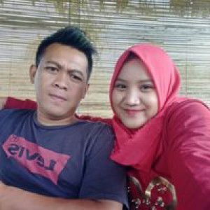 Agustina Komsatun profile icon