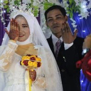 Fitri Lestari profile icon