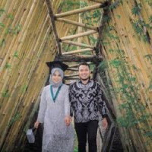 Iyet Nurhayati profile icon