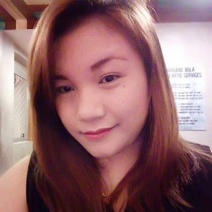 Divina Delfin profile icon