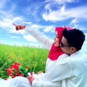 Ayu Zarineyy profile icon
