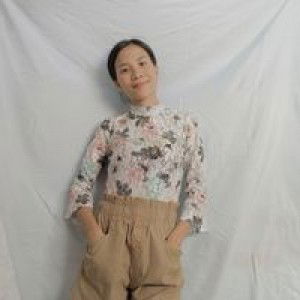 Lilly Yanna profile icon