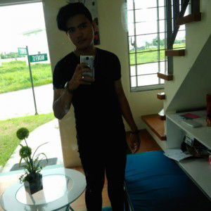 Renzo Tajanlangit profile icon