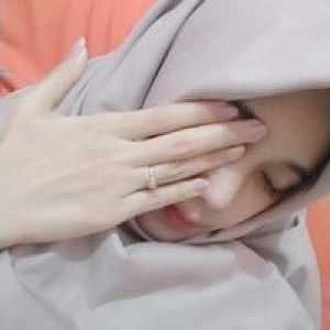 Wahyuni Sari profile icon