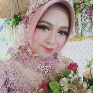 Lasmariana Astuty profile icon