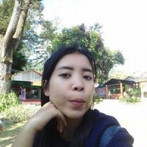 Idelle Hallona profile icon