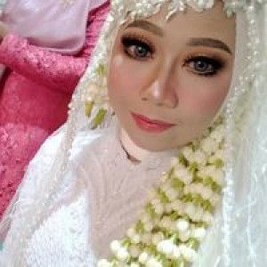 Dwii Nurma Poetrii profile icon