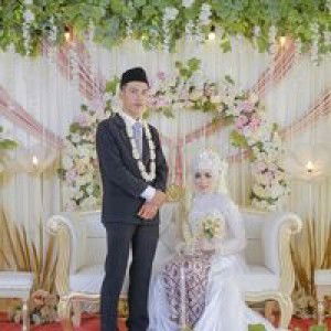 Diinna Wahyuningsih profile icon