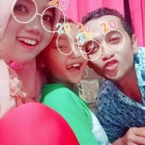 Lyla Asy'ari profile icon