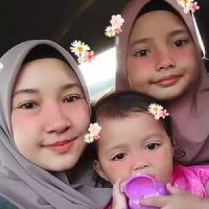 Natasha Dhaniyah profile icon