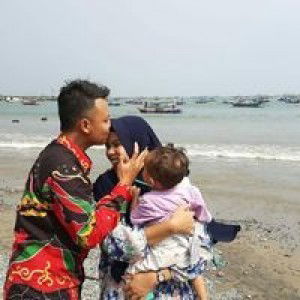 Evi Roma Susanti profile icon