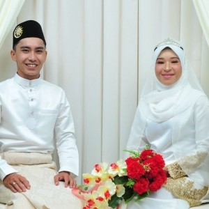 Nur Zaimah Ronald profile icon