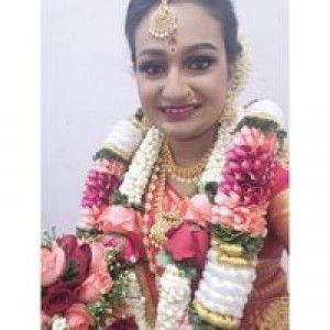 Huteyshini Balarajoo profile icon