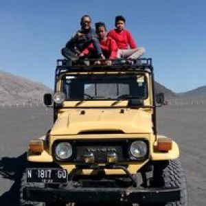 Lely Triana profile icon