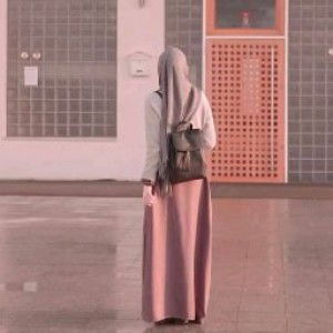 Siti Maulidiah profile icon