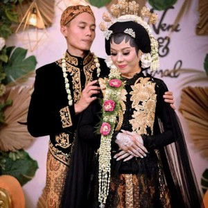 Neni Gustianingsih profile icon