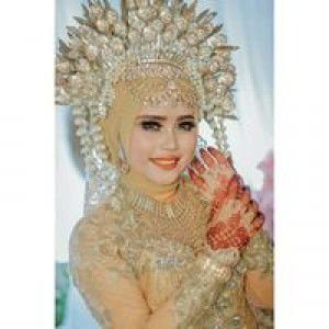 Julia Cibi profile icon