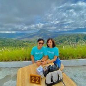 Indah Juliastri profile icon