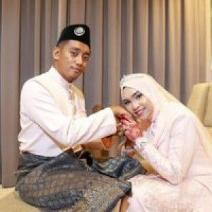 Liyana Amiera profile icon