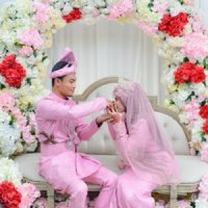 Halimatul Auni profile icon