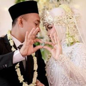 Mirra Astuti profile icon