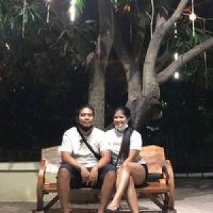 RMarie Laguilles profile icon