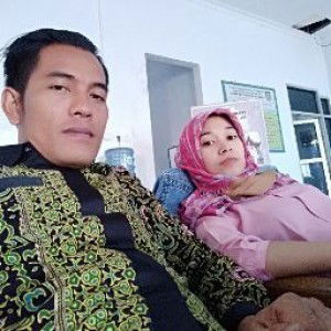 Dedek Rozi profile icon