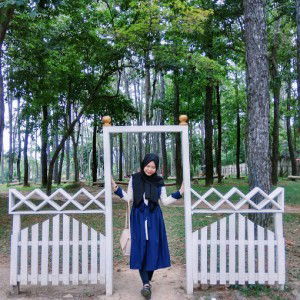 Sri Agustina profile icon