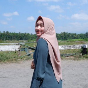 Fitri wijayanti profile icon