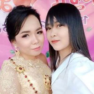 ยั๊ยกฐิน หัวฟู profile icon