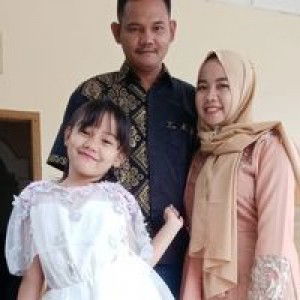 Ollshope Fitrivina profile icon