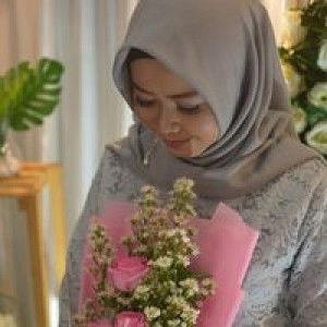 Yanah Nurhasanah profile icon