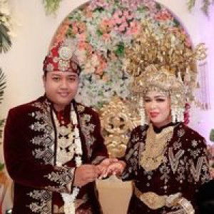 Chici Pioni Sr. profile icon