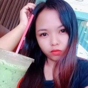 Ploywarin Kamankasikan profile icon