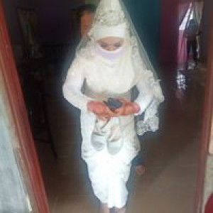 Nur Aina Rosli profile icon