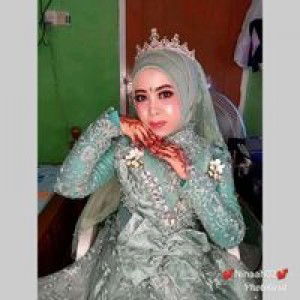 Nina Herlina profile icon