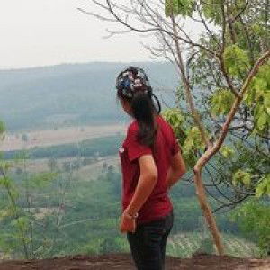 ร้อยคำรัก ไม่สั่นสะท้าน เท่าหนึ่งคำลา profile icon