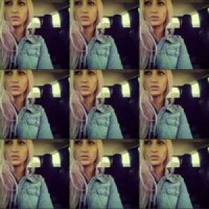 Jolie Carmadella profile icon