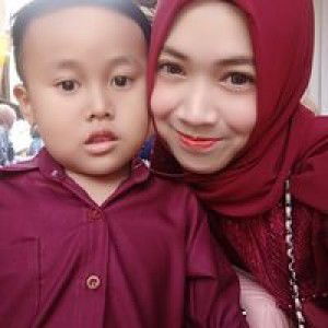 Thyya Rosmiatiie profile icon