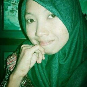 Chusnia Naura profile icon