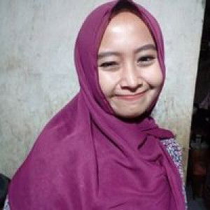 Santi Shahira profile icon