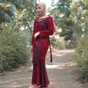 Siti Mukarromah profile icon