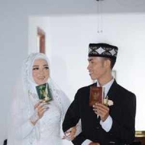 Hastuti Hadiah profile icon