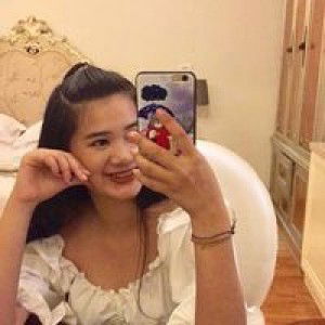 Fern Wipaporn profile icon