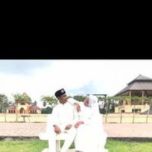 Azlinna Aziz profile icon