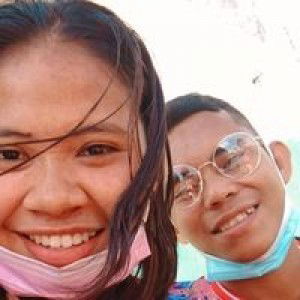 Ayounie Younie Youniee profile icon